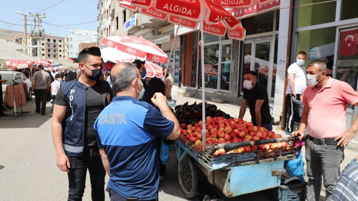 Pazarda Sosyal Mesafe Denetimi 