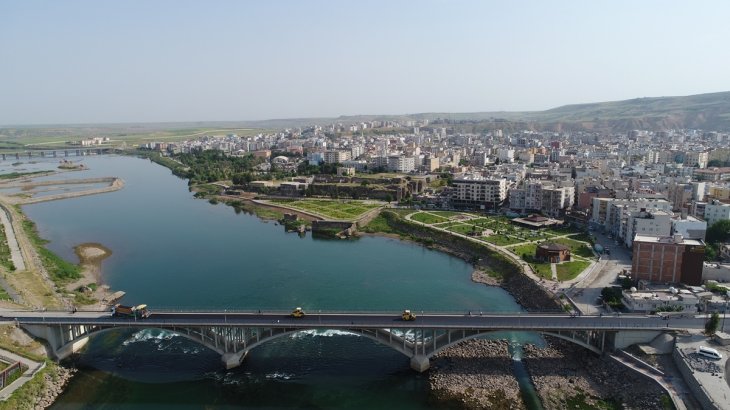 Yafes Caddesinde 12 bin metrekare sıcak asfalt yapıldı.