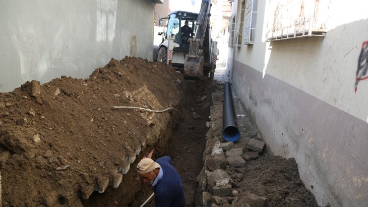 Dağkapı Mahallesinde 200'lük Kanalizasyon Hattı Döşeme Çalışması 