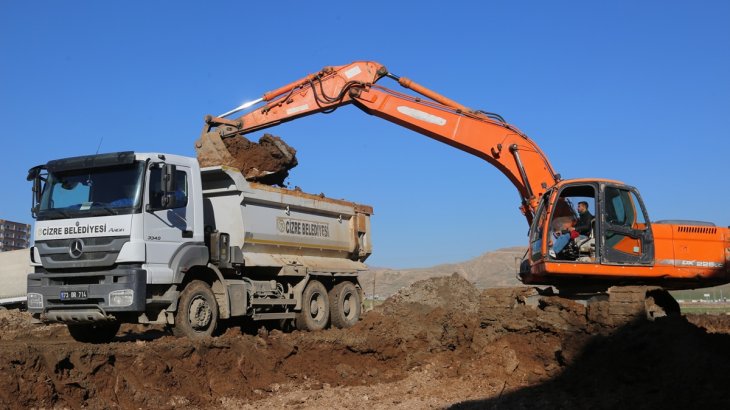 Konak Mahallesinde Yeni İmar Yolu Açma Çalışması