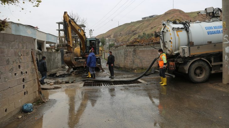 Sur Mahallesi Kehni Hamdi Sokakta İçme Su Ana Hattında Onarım Çalışması