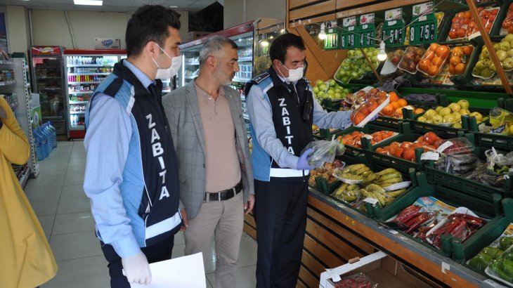 Zabıta ekiplerimiz hem denetledi hem de bilgilendirdi