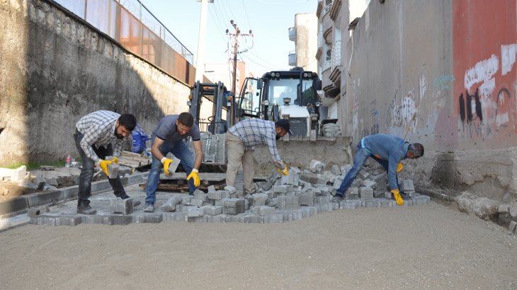 Cudi, Nur ve Yafes Mahallesinde Kilit Parke Çalışmaları